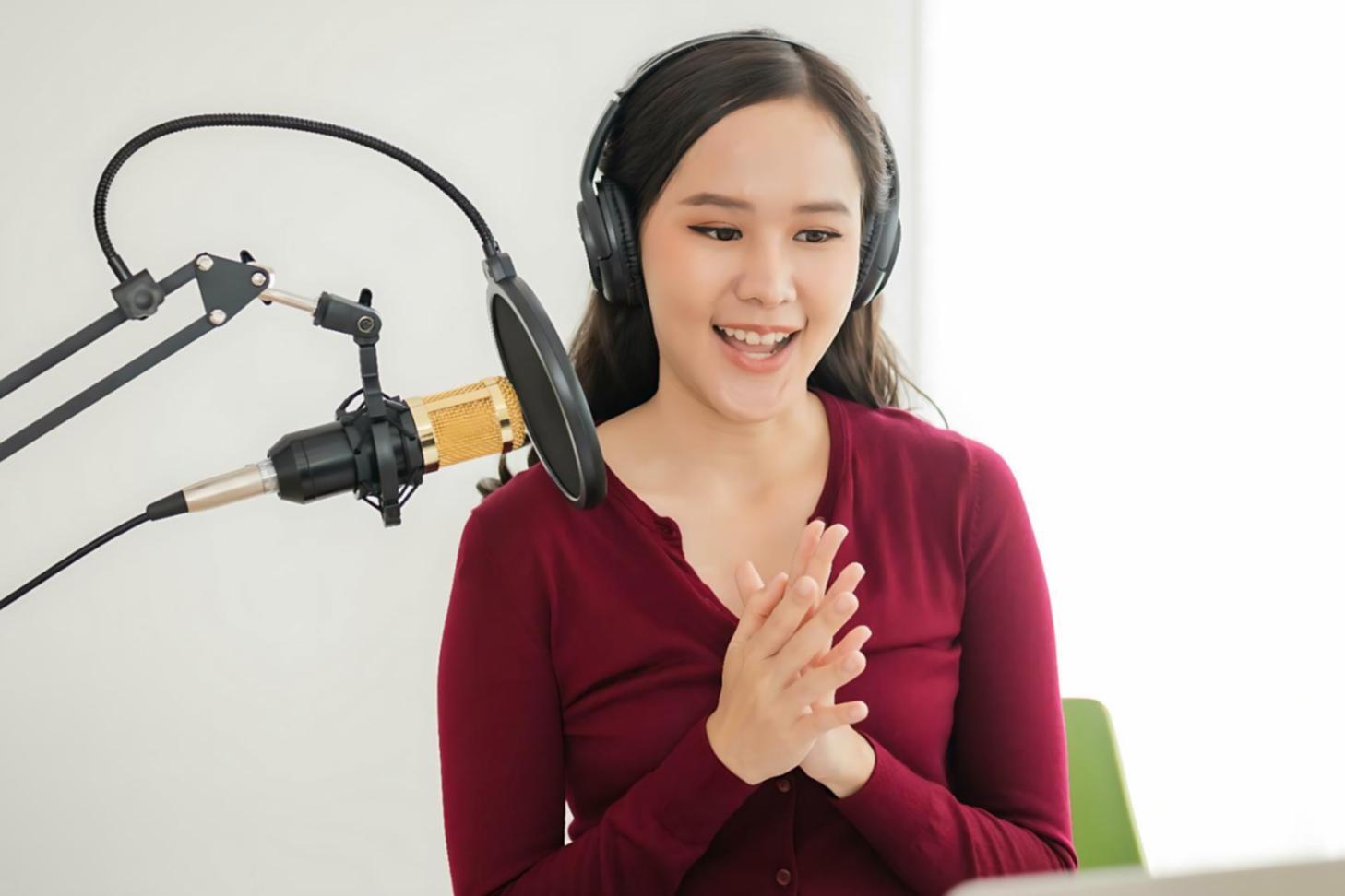 Teilnehmer bei praktischer Streaming-Übung